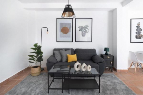 1 BR Suite Unit C - One block away from the beach